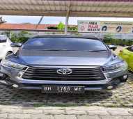 Sewa Mobil Innova