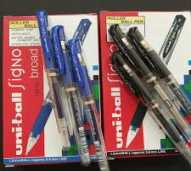 pena ballpoint uniball